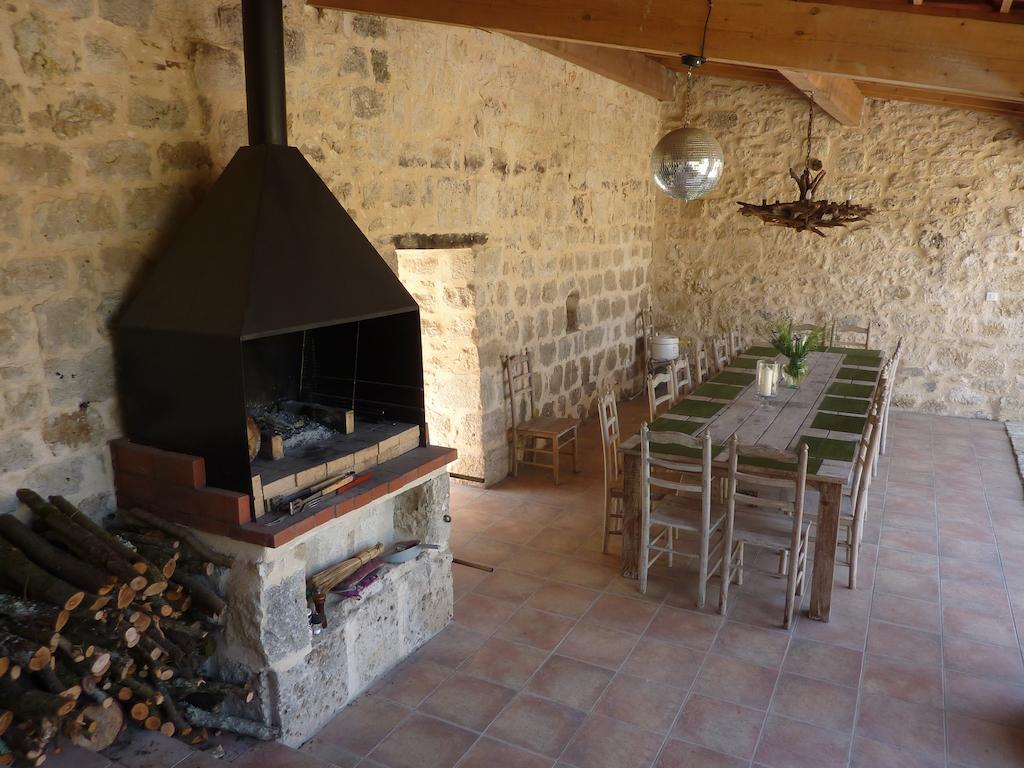 Chateau De Pleneselve Bon-Encontre Kamer foto